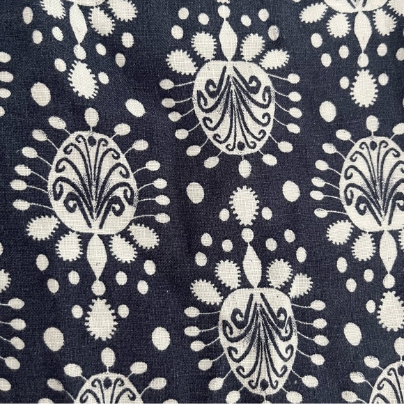 Sigrid Olsen 100% linen Navy and White Patterned Shorts M - Picture 4 of 4